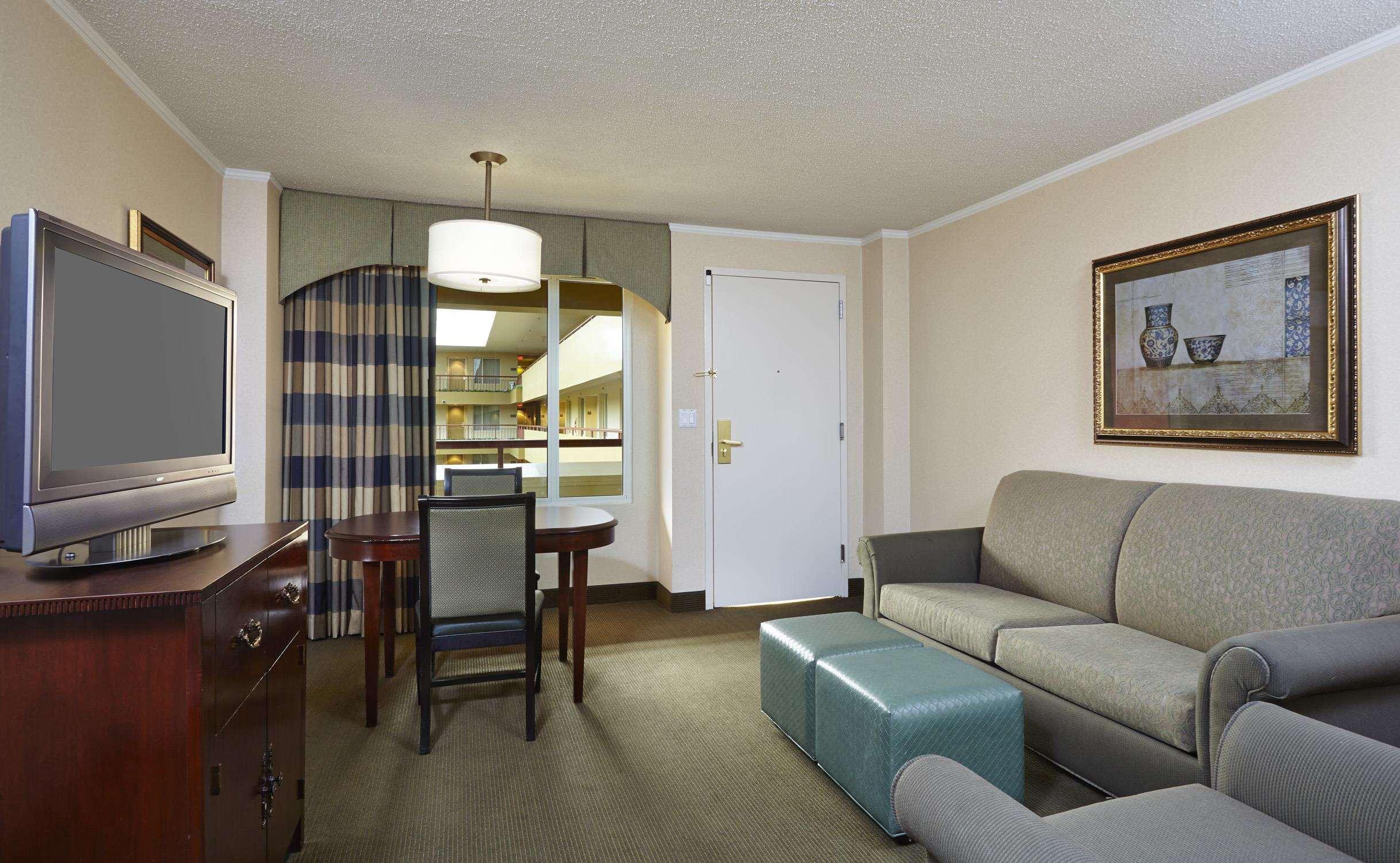 Embassy Suites By Hilton Baltimore At BWI Airport Linthicum Exterior photo